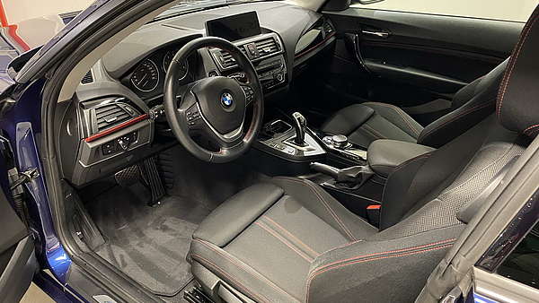 BMW 120d xDrive Sport Line Aut. Foto 9