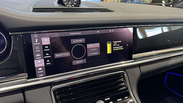 Porsche Panamera 4S Hybrid Sport Turismo 2021 Foto 32