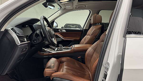BMW X7 xDrive 30d  6-Sitzer Design Pure Excellence Foto 16
