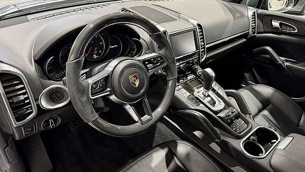 Porsche Cayenne II FL 3.0 Diesel Sport Design Foto 17