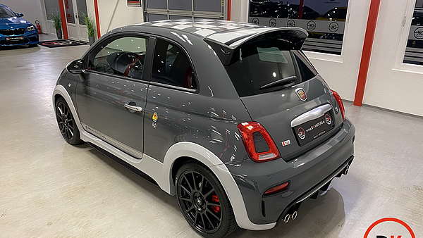 Abarth 695 70° Anniversario Foto 5