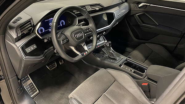 Audi Q3 Sportback 45 TFSI S-Line Foto 12