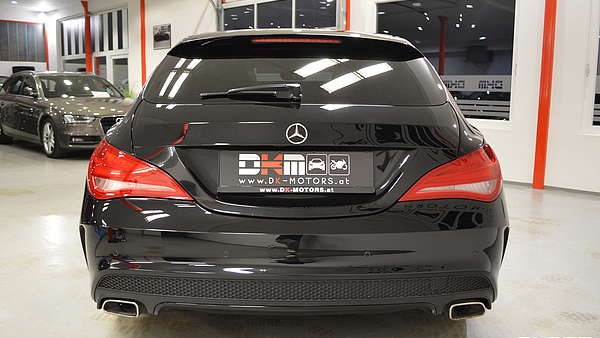 Mercedes CLA 220d Shooting Brake AMG Foto 3