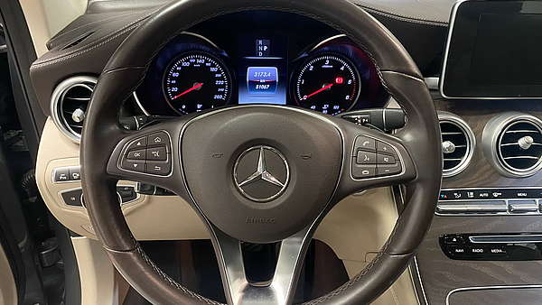 Mercedes GLC 250d 4Matic Coupe Aut. AMG Line Foto 24