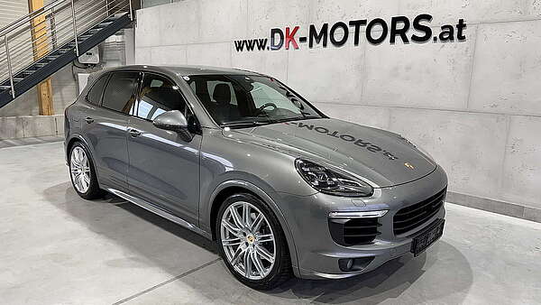 Porsche Cayenne II FL 3.0 Diesel Sport Design Foto 1