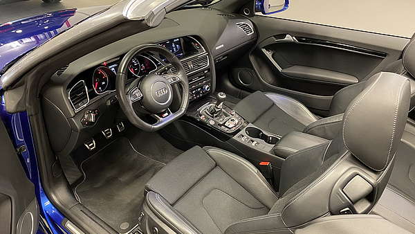 Audi A5 Cabrio 2.0 TDI quattro S-Line Foto 34