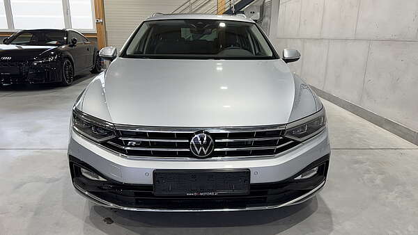 VW Passat Kombi 2.0 TDI DSG R-Line 2023 Nr.2 Foto 6