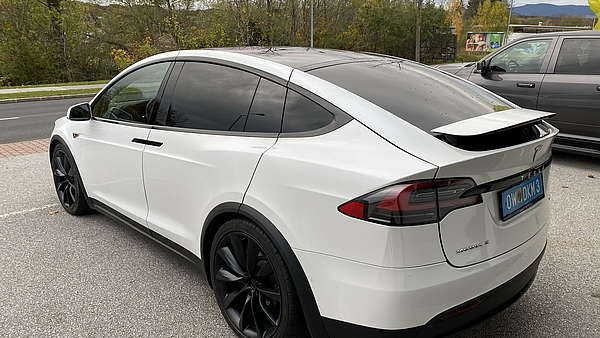 Tesla Model X 90D Foto 5