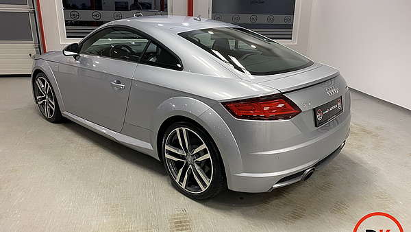 Audi TT Quattro 2.0 TFSI S-Tronic S-Line Foto 2