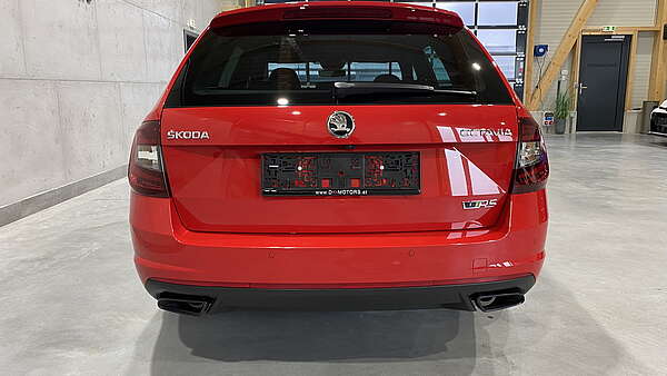 Skoda Octavia Combi RS 245 TSI DSG Facelift rot Foto 7