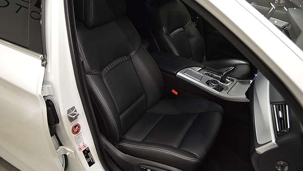 BMW 520d LCI F11 Touring Autm. Foto 20