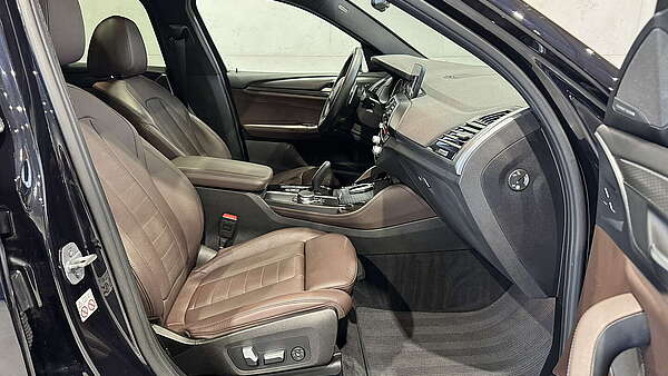 BMW X4 20d xDrive M-Sport X Foto 18