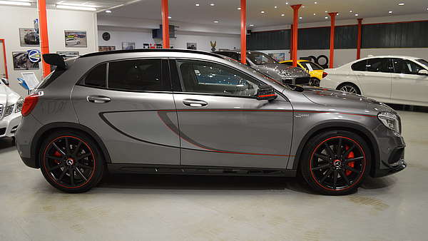 Mercedes GLA 45 AMG 4-Matic Edition 1 Foto 5