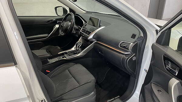 Mitsubishi Eclipse Cross Foto 13