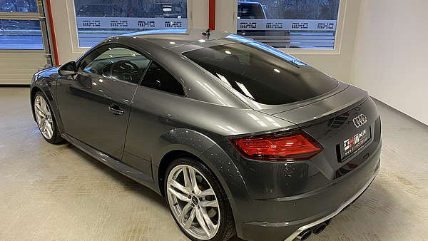 Audi TTS Coupe S-Tronic Foto 2