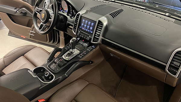 Porsche Cayenne S II Facelift Foto 33