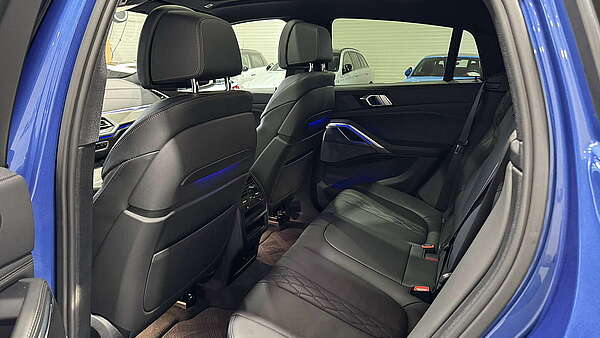 BMW X6 30d xDrive G06 M-Sport Riverside Blau Foto 23