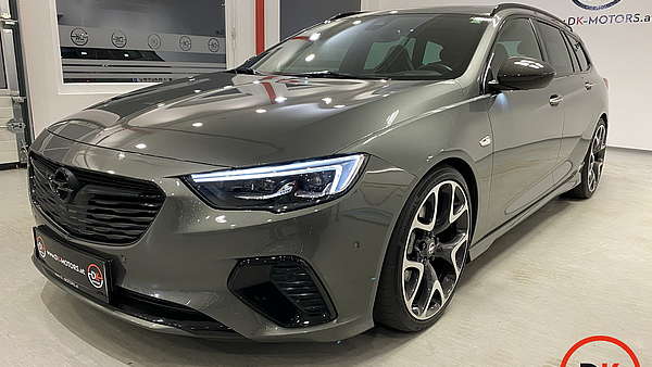 Opel Insignia B GSI 2.0 Turbo 4x4 Sports Tourer Foto 13