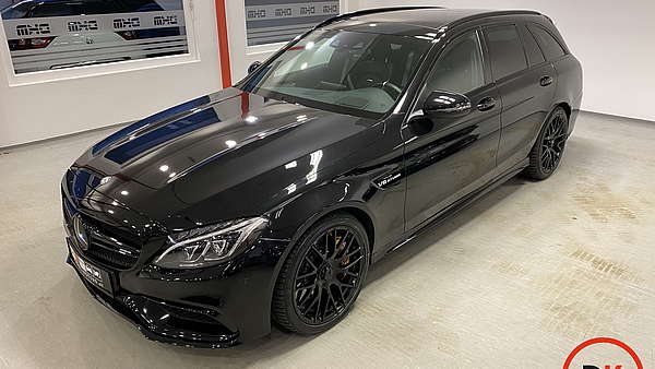 Mercedes C63 S AMG  T-Modell Foto 9