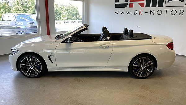 BMW 440i xDrive Cabrio M-Paket Foto 2