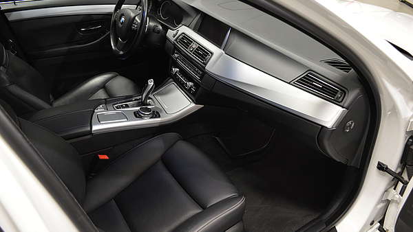 BMW 520d LCI F11 Touring Autm. Foto 18