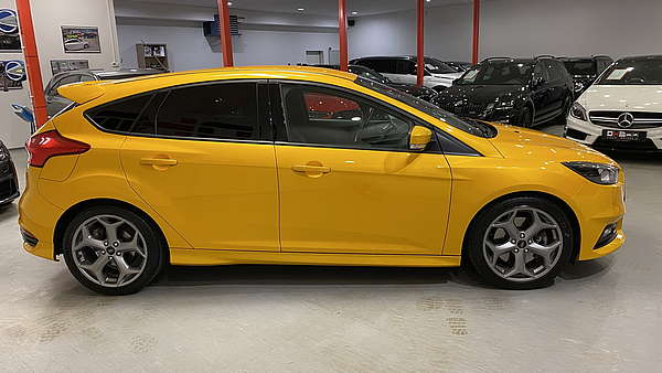 Ford Focus ST (Facelift) Foto 5