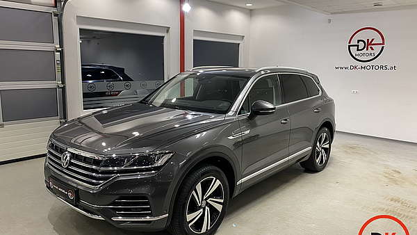 VW Touareg Elegance 3.0 V6 TDI Foto 0