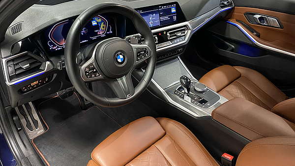 BMW 330i (G21) Touring Autom. M-Sport Foto 15
