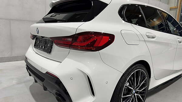 BMW M135i xDrive F40 Performance Foto 13