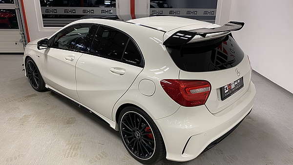 Mercedes A45 AMG 4Matic Turbo Performance Foto 2