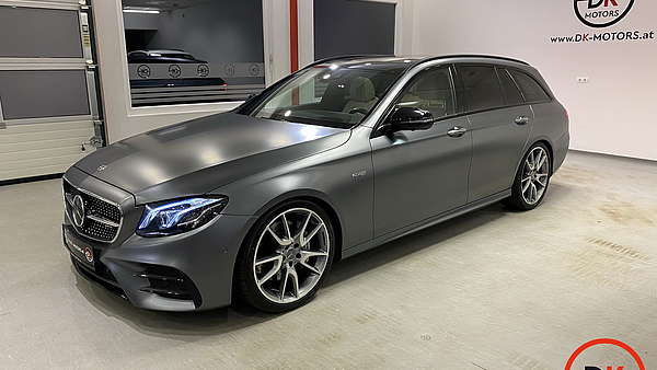 Mercedes E43 AMG T-Modell Designo Foto 21