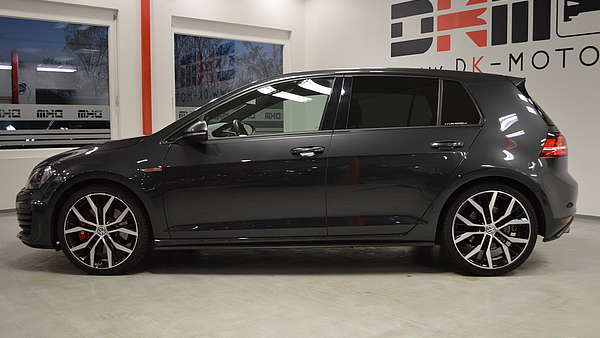 VW Golf 7 GTI Performance grau Foto 2