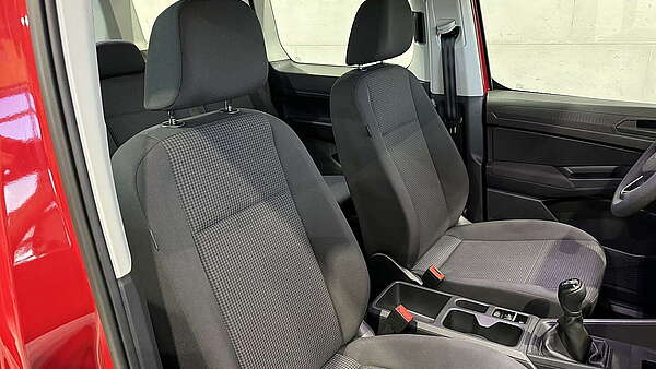VW Caddy Maxi 2.0 TDI 4Motion 2021 Foto 13