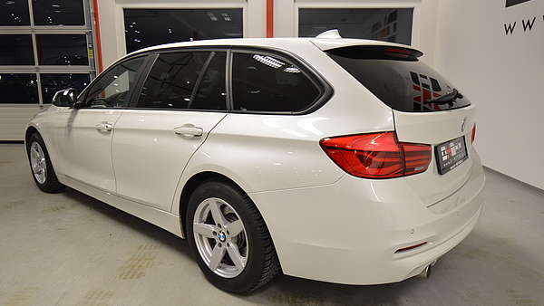 BMW 318d Touring Automatik (Facelift) Foto 2