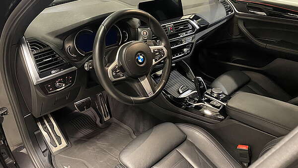 BMW X4 20d xDrive Autm. M-Paket 2018er Foto 15