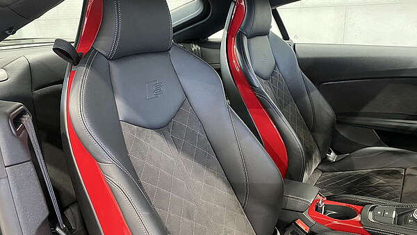Audi TTS S-Tronic Facelift 2021 Foto 17
