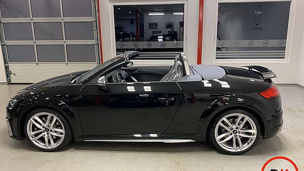 Audi TTS Roadster S-Tronic Foto 1