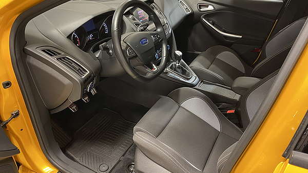 Ford Focus ST (Facelift) Foto 16