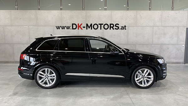 Audi Q7 3.0 TDI S-Line 21" Zoll schwarz Foto 0