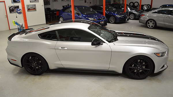 Ford Mustang Fastback 2.3 Eco Boost Foto 5