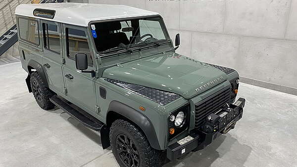 Land Rover Defender 110 Station Wagon E 2,2 Foto 11