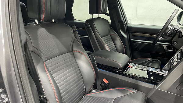 Land Rover Discovery HSE Luxury 7Sitzer Foto 15