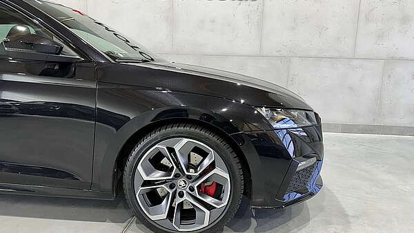 Skoda Octavia Combi RS 245 TSI DSG 2021 Foto 8