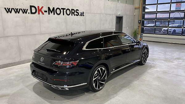 VW Arteon SB R-Line 2.0 TDI DSG 4Motion Foto 2