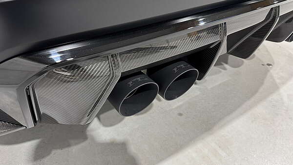 BMW M3 Touring xDrive schwarz matt 2023 Foto 12