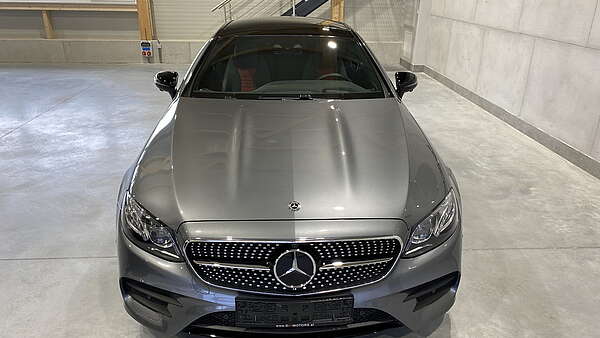 Mercedes E450 4Matic Coupe AMG Line Foto 4