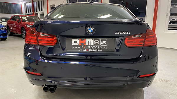 BMW 328i F30 Sport Line Automatik Foto 3