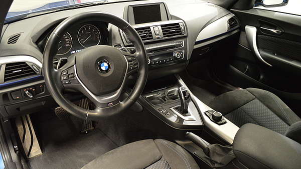 BMW M135i Automatik Foto 12