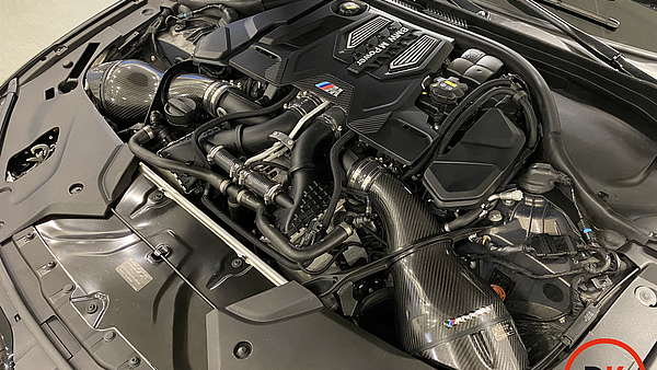 BMW M5 Competition Foto 19