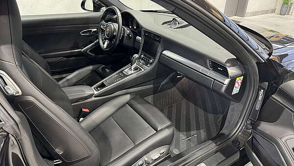 Porsche 911 991.2 Carrera S Coupe PDK Tiefschwarz Foto 22
